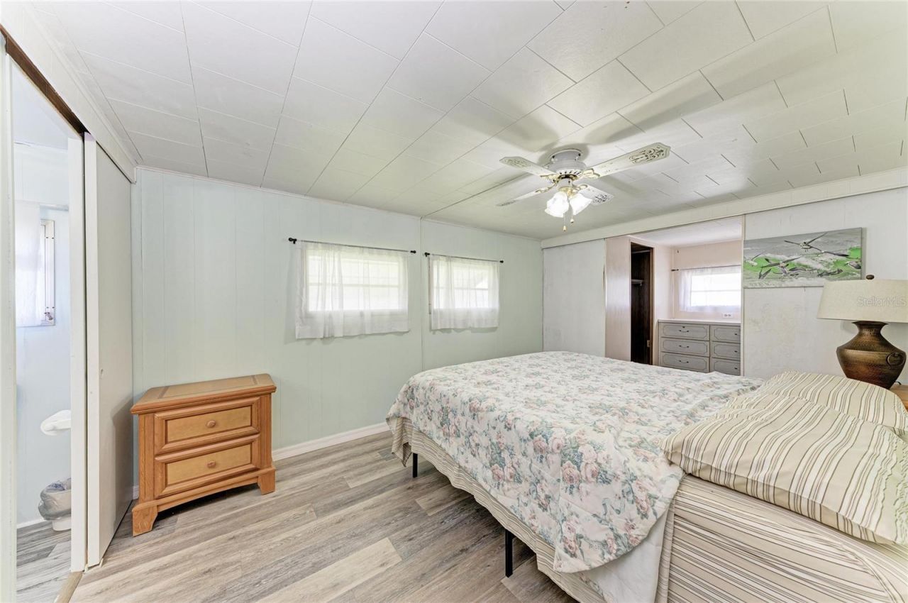 4924 Oakland Hills Avenue , Sarasota, FL 34234 Photo