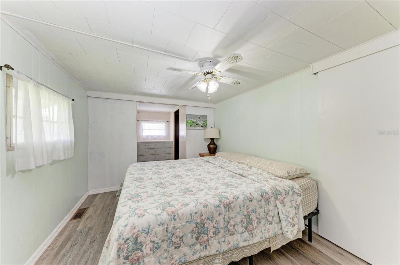 4924 Oakland Hills Avenue , Sarasota, FL 34234 Photo
