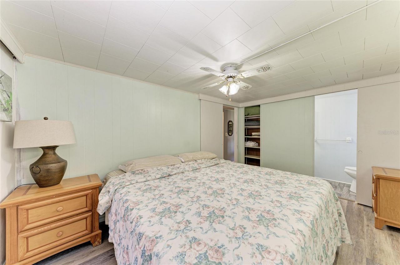 4924 Oakland Hills Avenue , Sarasota, FL 34234 Photo