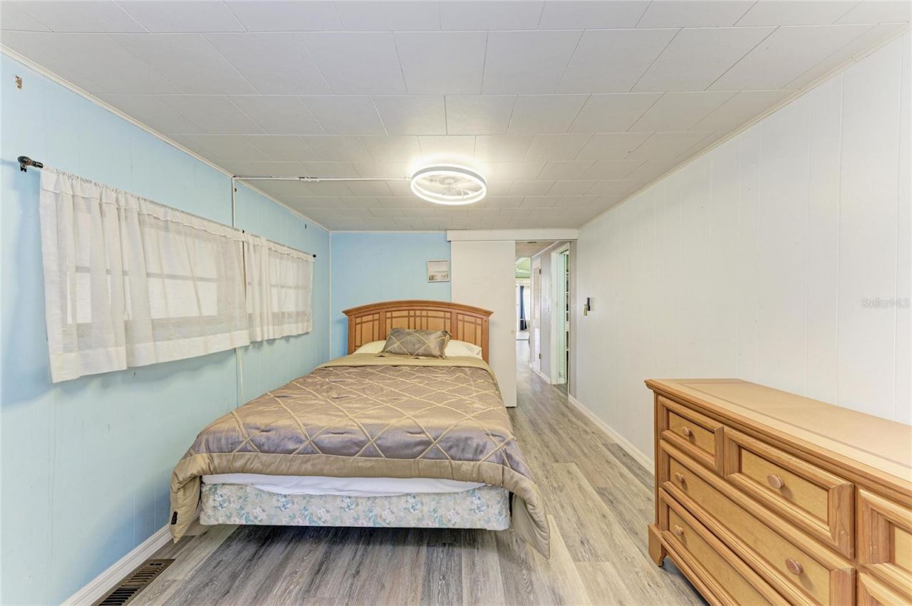 4924 Oakland Hills Avenue , Sarasota, FL 34234 Photo