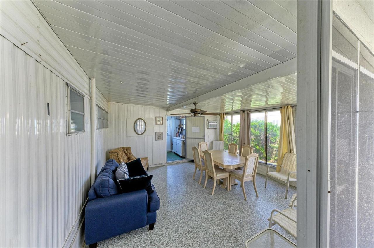 4924 Oakland Hills Avenue , Sarasota, FL 34234 Photo