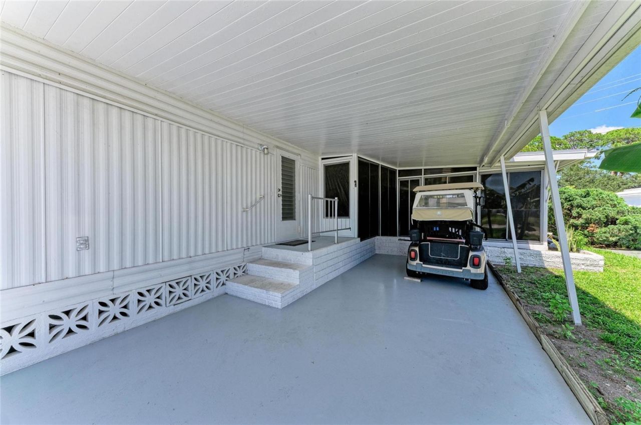 4924 Oakland Hills Avenue , Sarasota, FL 34234 Photo