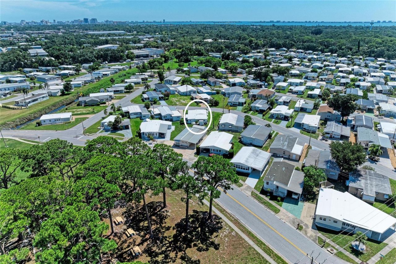 4924 Oakland Hills Avenue , Sarasota, FL 34234 Photo