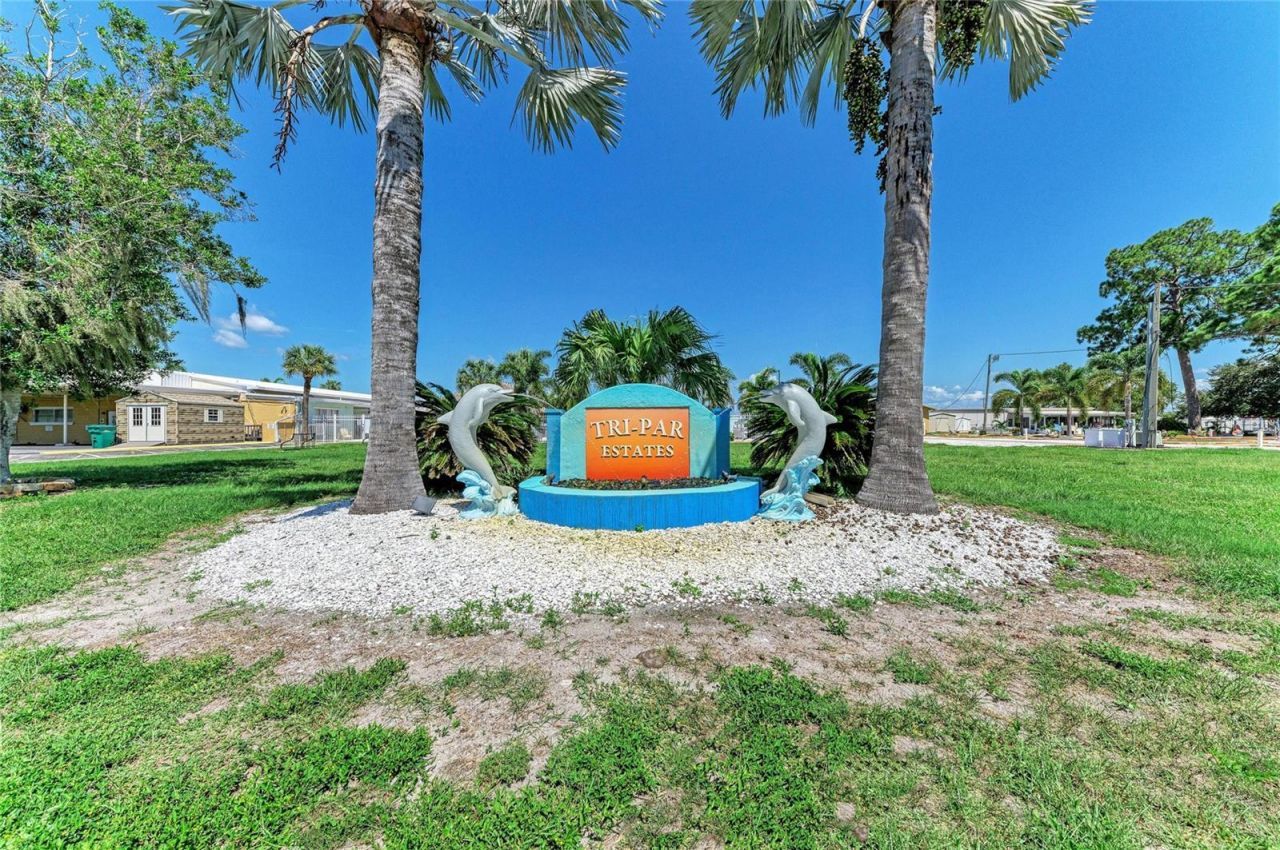 4924 Oakland Hills Avenue , Sarasota, FL 34234 Photo
