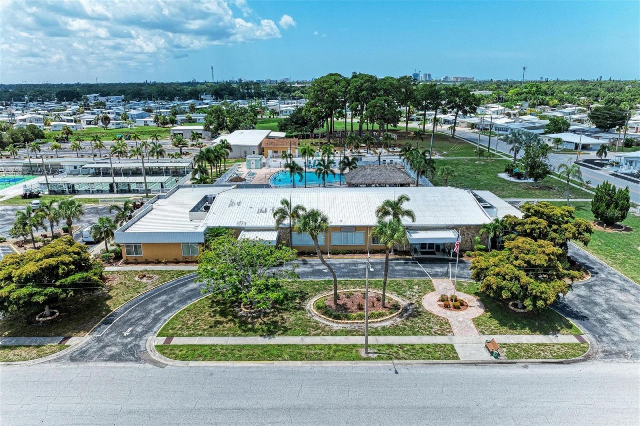 4924 Oakland Hills Avenue , Sarasota, FL 34234 Photo