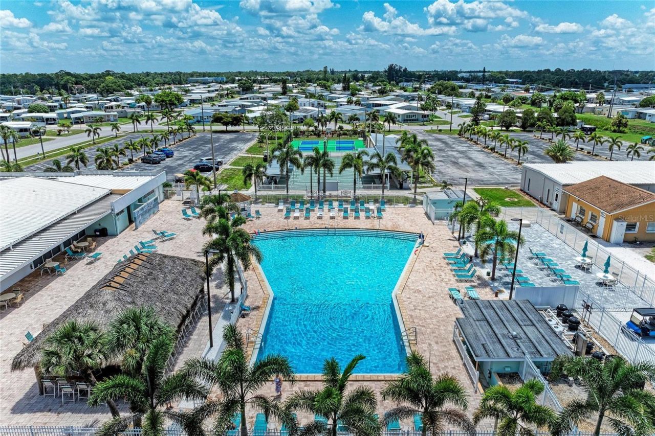 4924 Oakland Hills Avenue , Sarasota, FL 34234 Photo