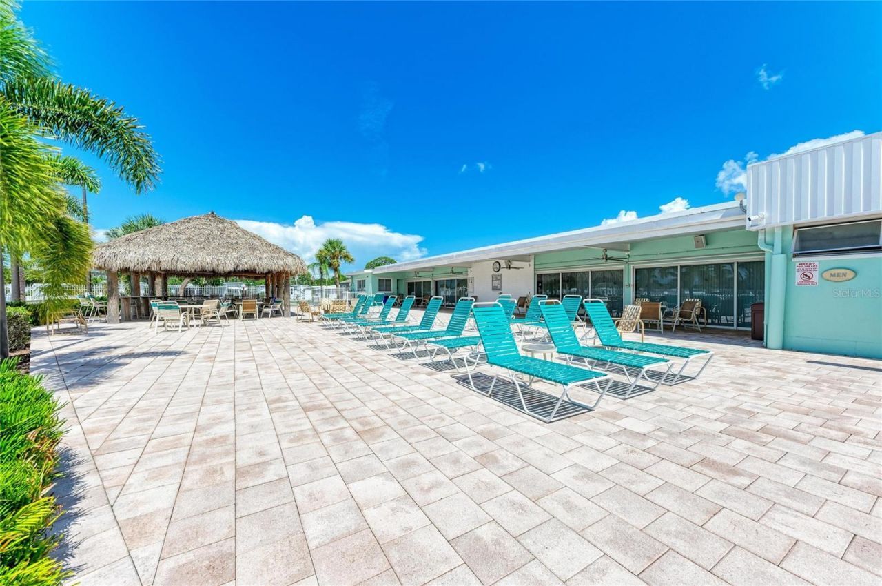4924 Oakland Hills Avenue , Sarasota, FL 34234 Photo