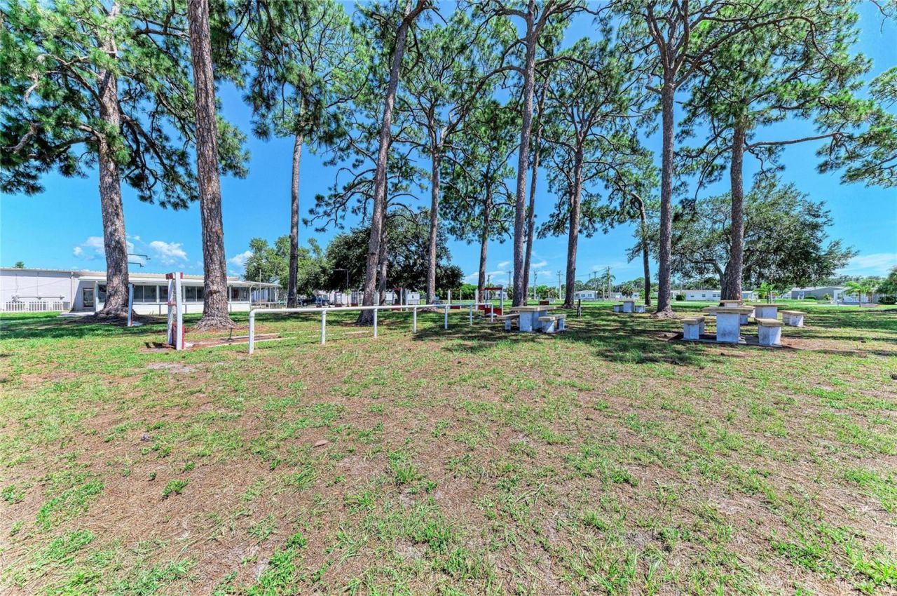 4924 Oakland Hills Avenue , Sarasota, FL 34234 Photo