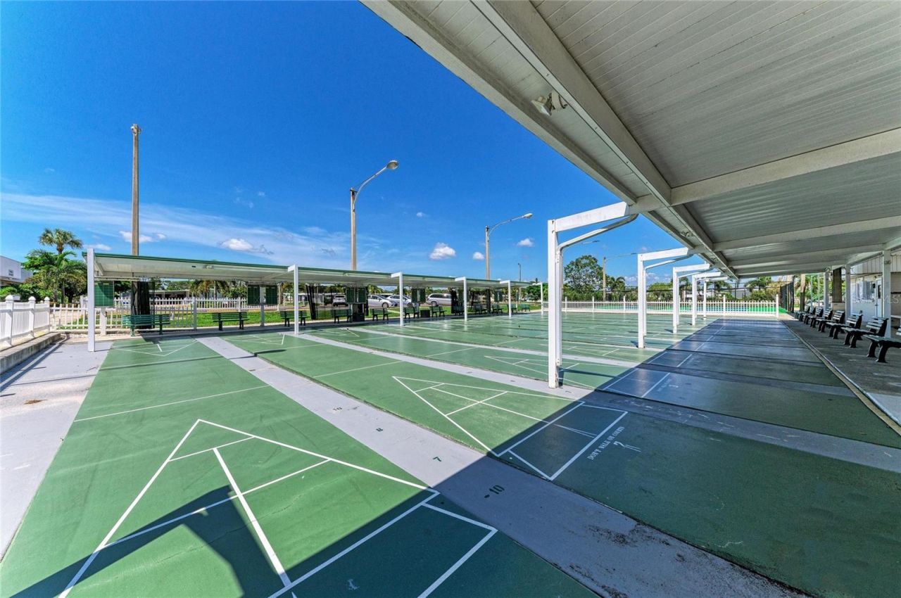 4924 Oakland Hills Avenue , Sarasota, FL 34234 Photo