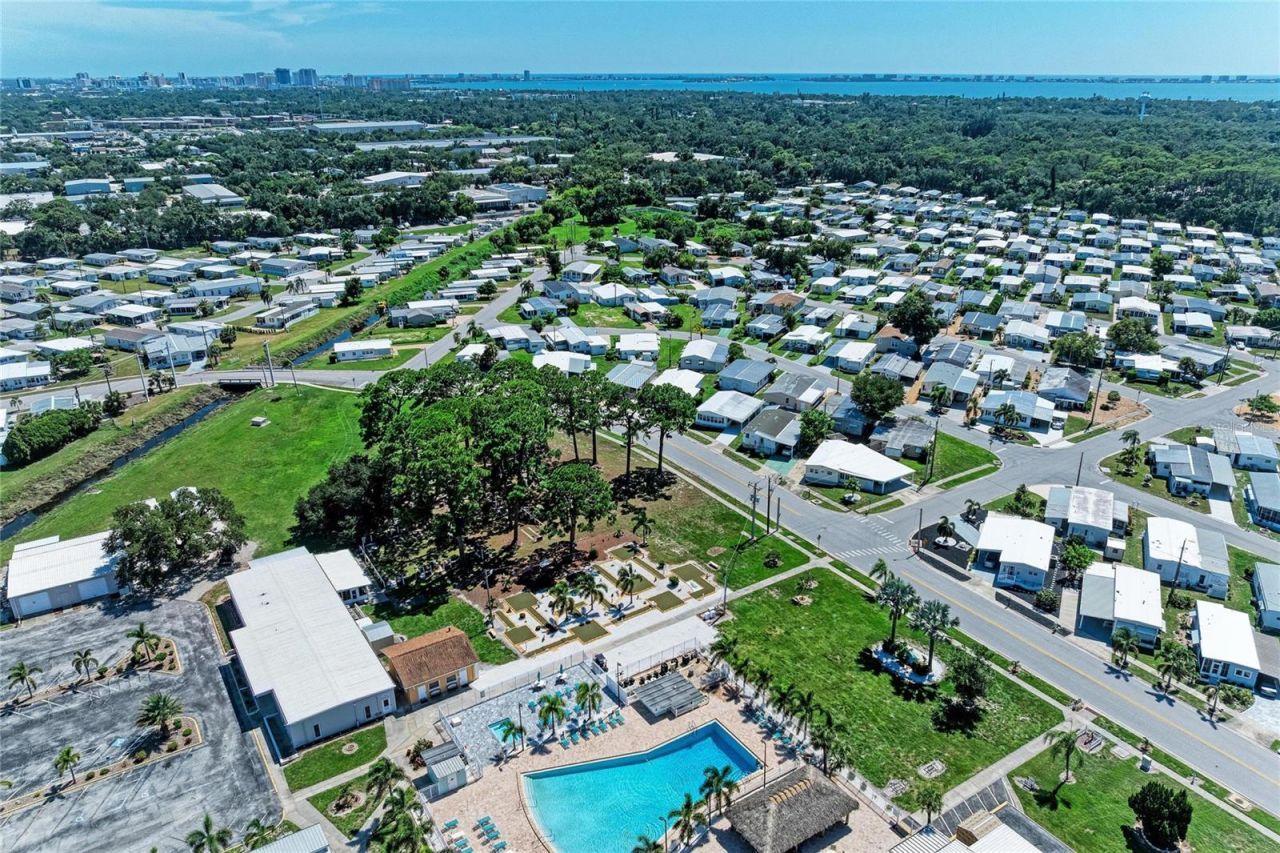 4924 Oakland Hills Avenue , Sarasota, FL 34234 Photo