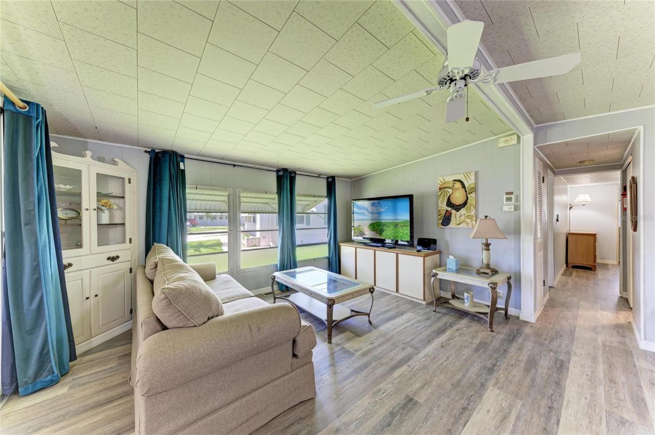 4924 Oakland Hills Avenue , Sarasota, FL 34234 Photo