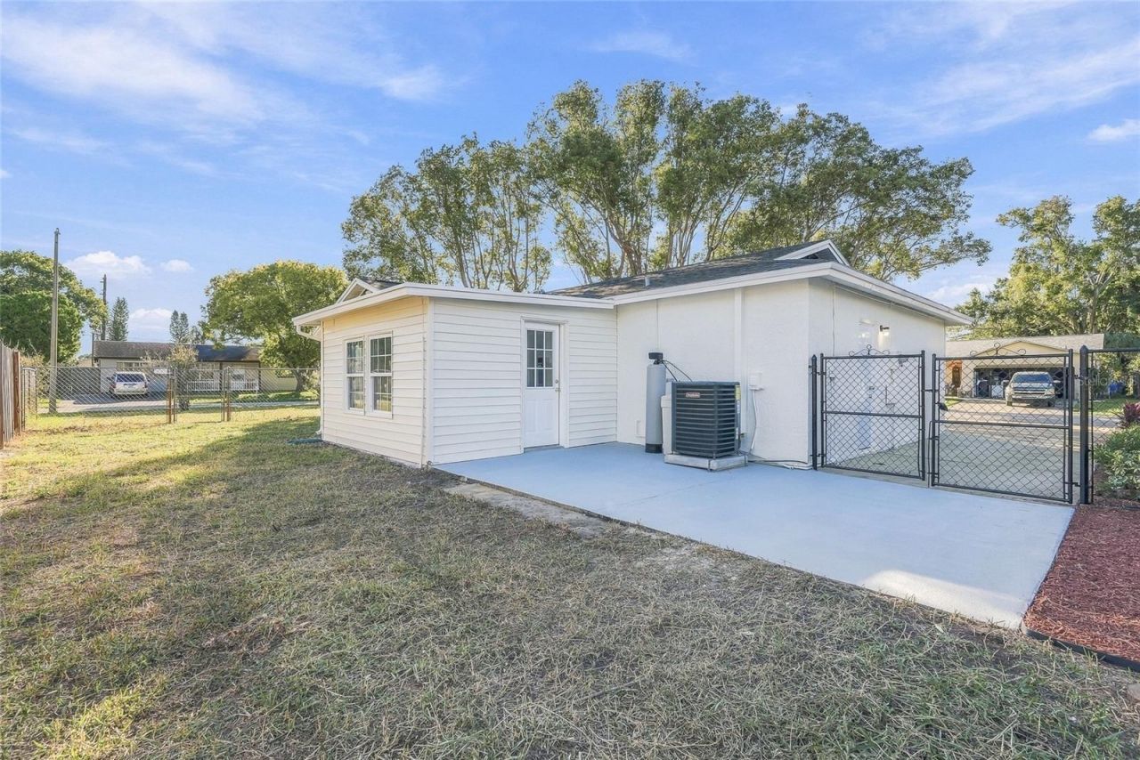 4147 Raccoon Loop , New Port Richey, FL 34653 Photo