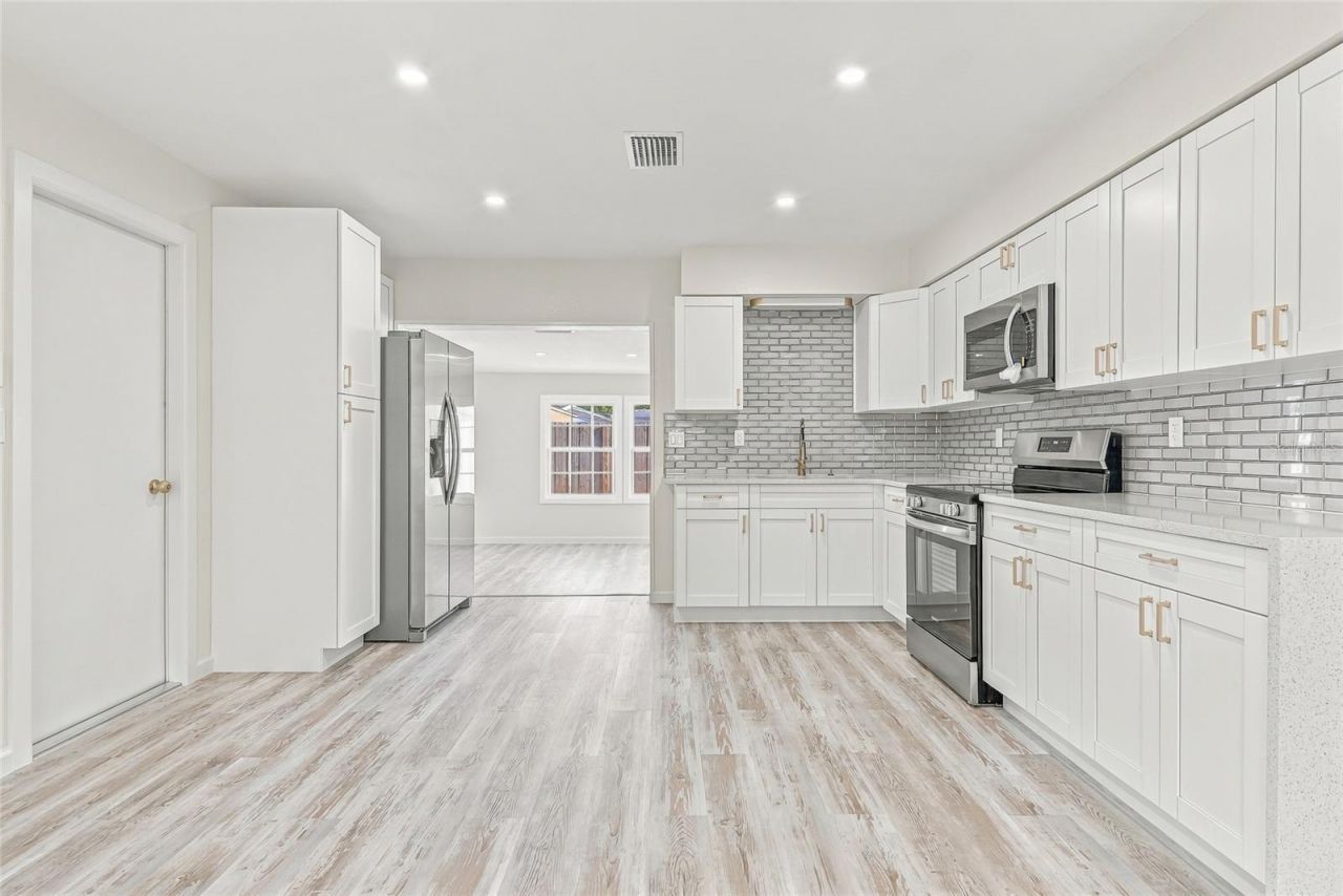 4147 Raccoon Loop , New Port Richey, FL 34653 Photo