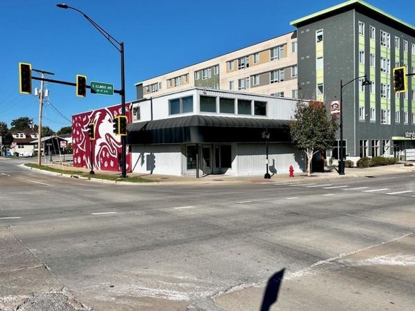 718 S Illinois Avenue , Carbondale, IL 62901
