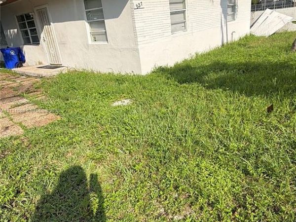 537 NW 16th Ave , Fort Lauderdale, FL 33311