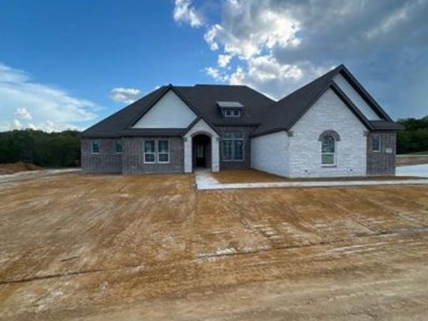 1113 Perrin Lane, Van Alstyne, TX 75495