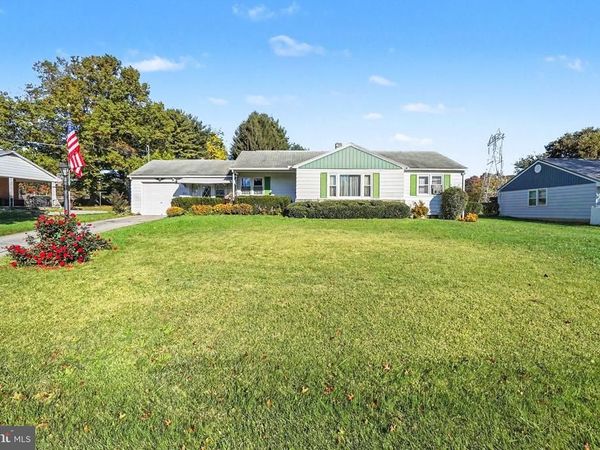 22 SOUTH ROAD, DAUPHIN, PA 17018