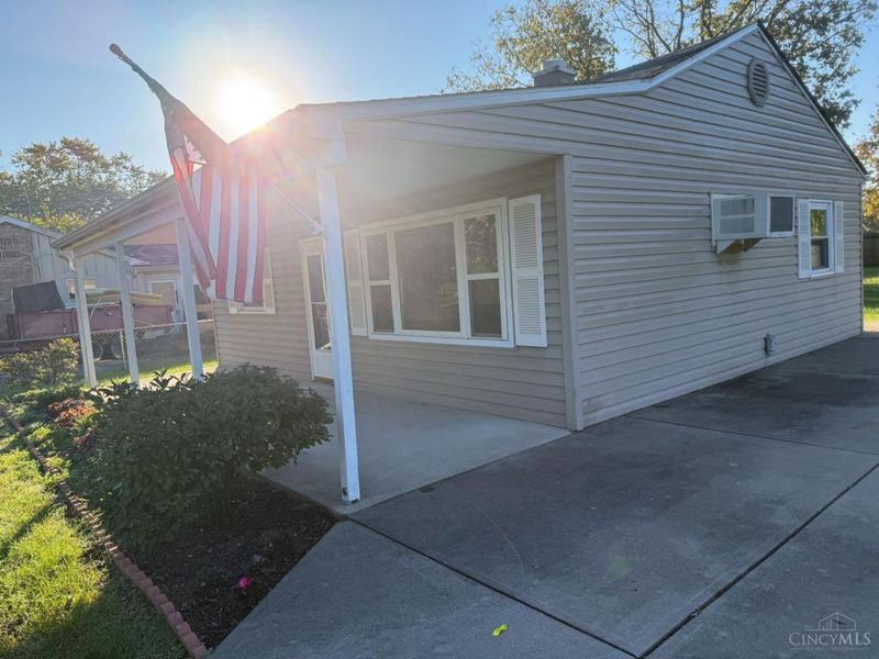 1406 Pershing Avenue, Middletown, OH 45044 Photo 2