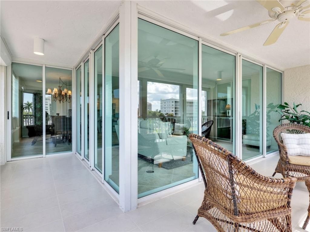 25 Bluebill Ave , Unit 204, Naples, FL 34108 Photo