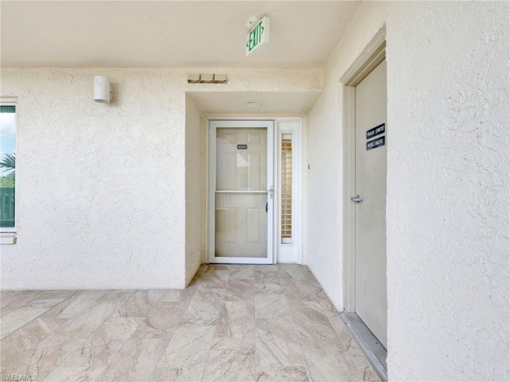 25 Bluebill Ave , Unit 204, Naples, FL 34108 Photo