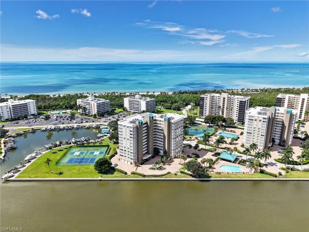 25 Bluebill Ave , Unit 204, Naples, FL 34108 Photo