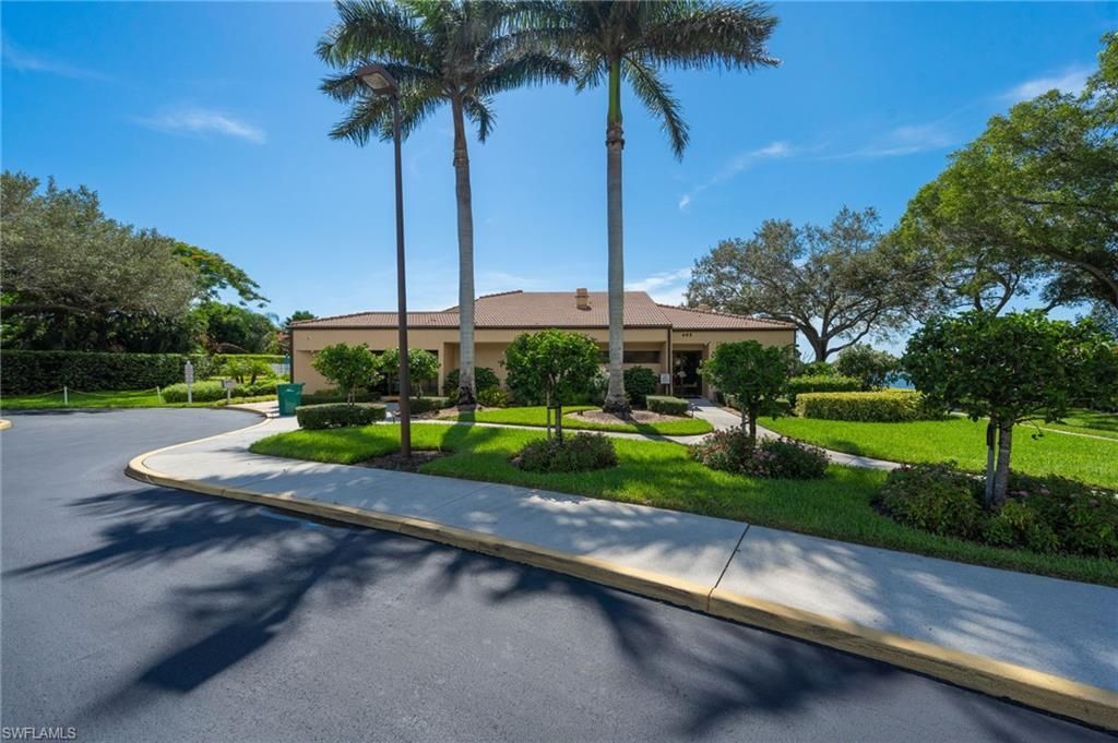 720 Belville Blvd , Naples, FL 34104 Photo
