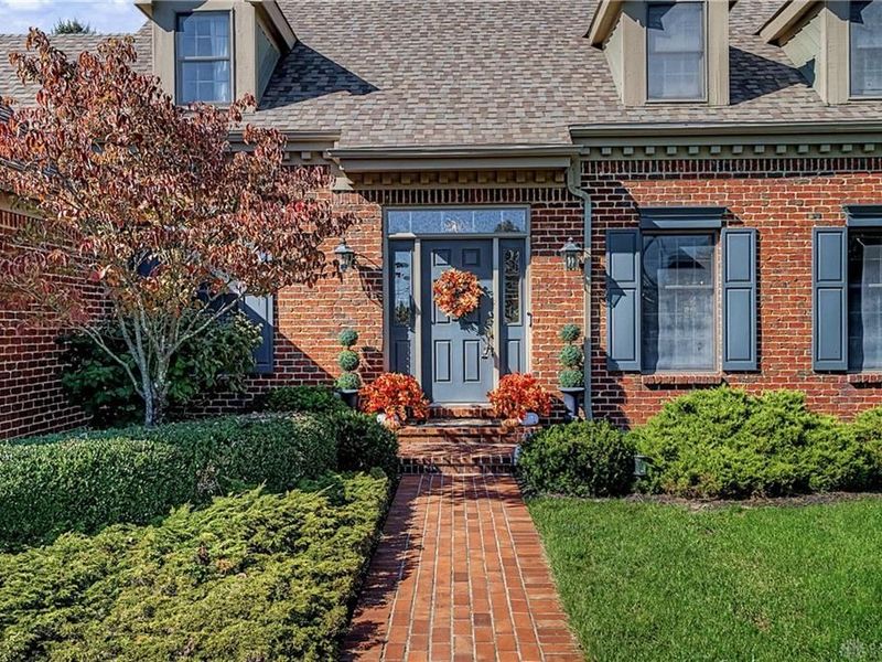 515 Stonecress Drive, Tipp City, OH 45371 Photo 4