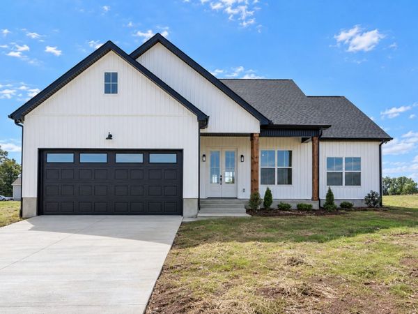 2842 Smoot Rd , Morrison, TN 37357