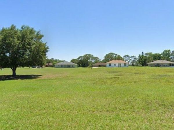 7524 ROLLING HILLS Road, Sebring, FL 33870