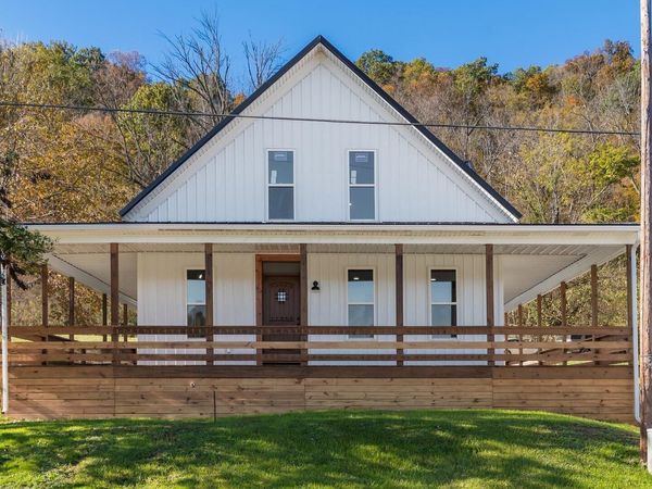 9107 N St Rt 669 NW, Mcconnelsville, OH 43756