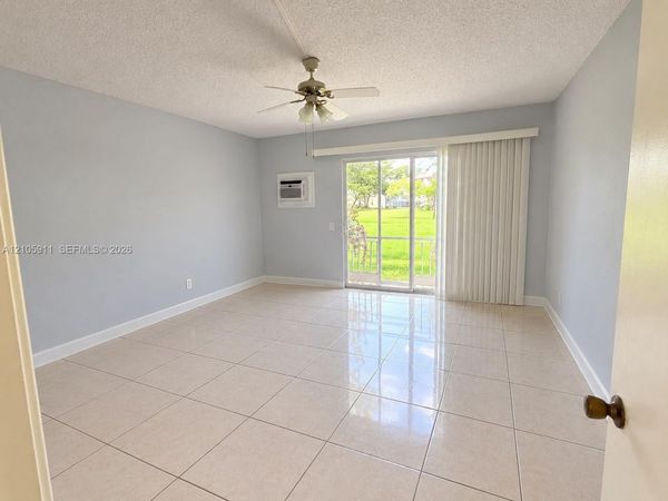 251 SW 134th Way , Unit 107M, Pembroke Pines, FL 33027