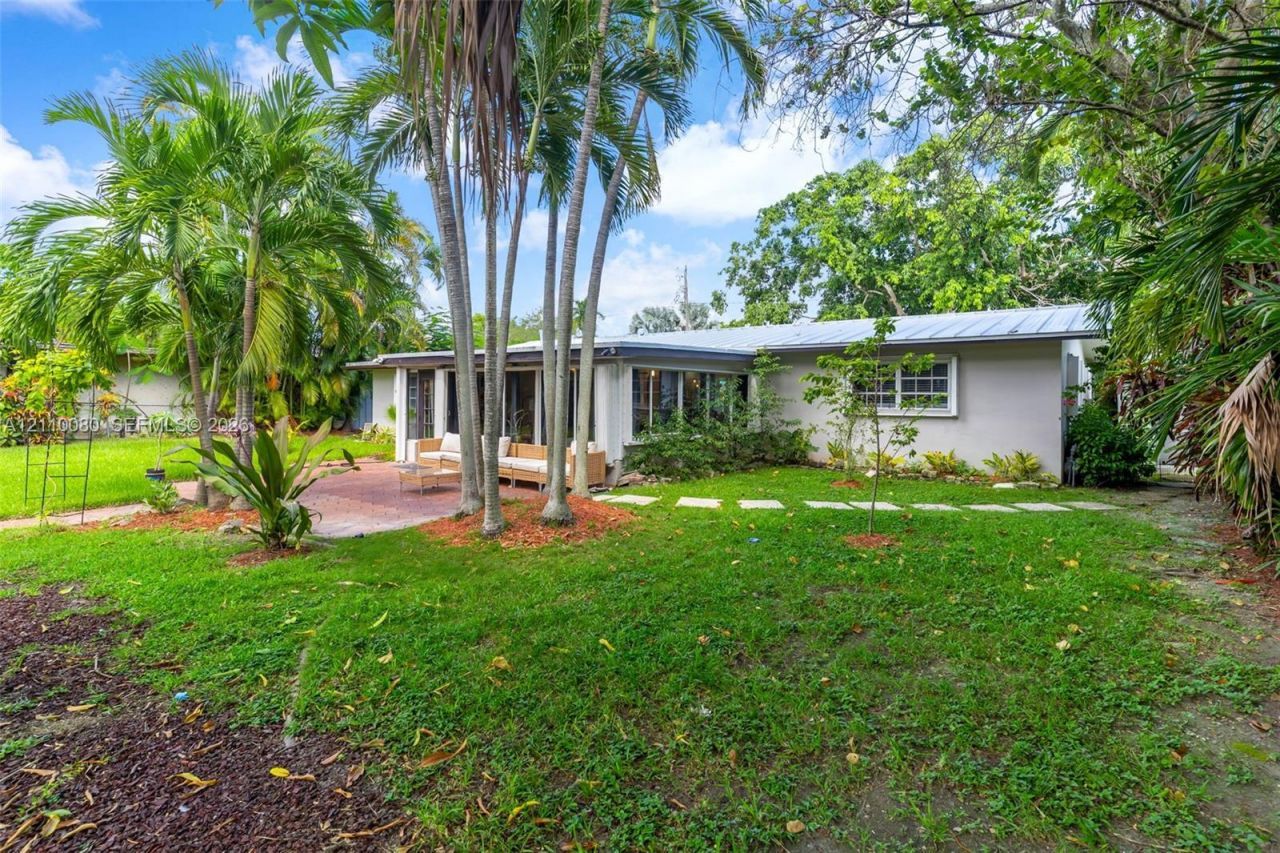 10110 Broad Channel Dr , Cutler Bay, FL 33157 Photo