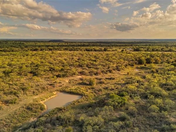 70 W Cr 532 , Mullin, TX 76864