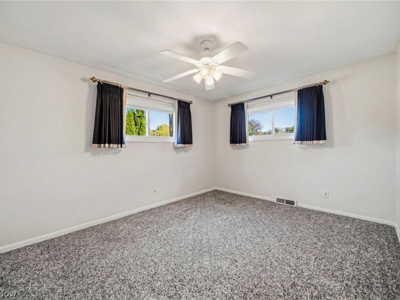 6375 Ashdale Road, Mayfield Heights, OH 44124 Photo 12