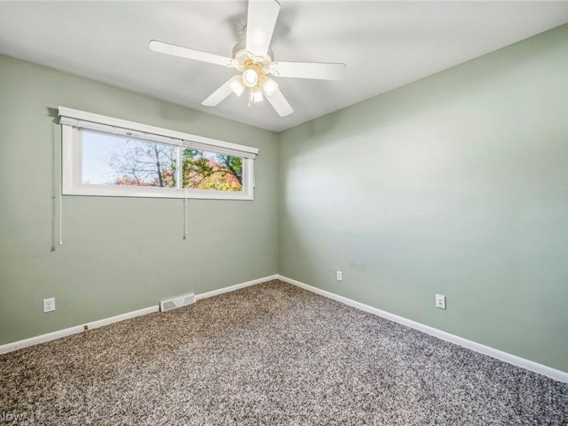 6375 Ashdale Road, Mayfield Heights, OH 44124 Photo 14
