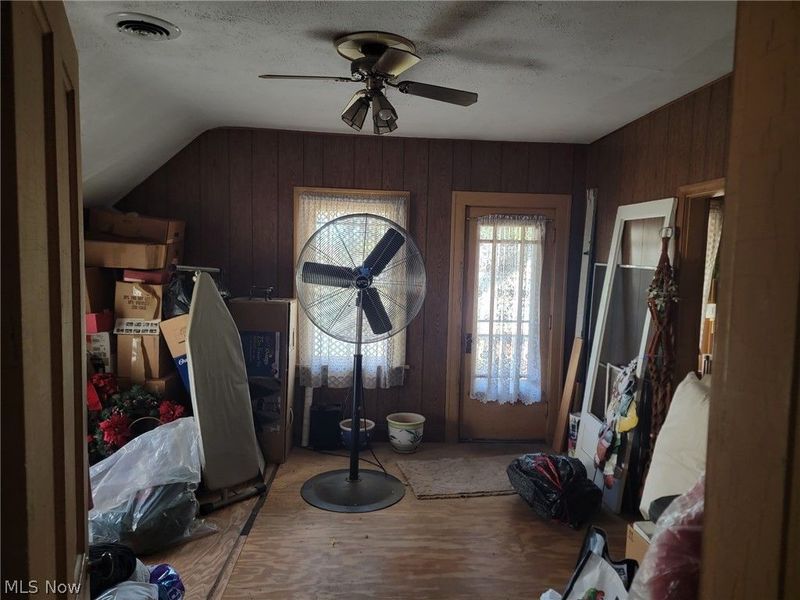 1033 Auburn Avenue , Cleveland, OH 44113 Photo 7