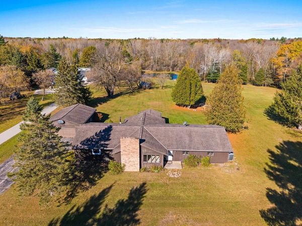 3170 SUNRISE ROAD, Suamico, WI 54313