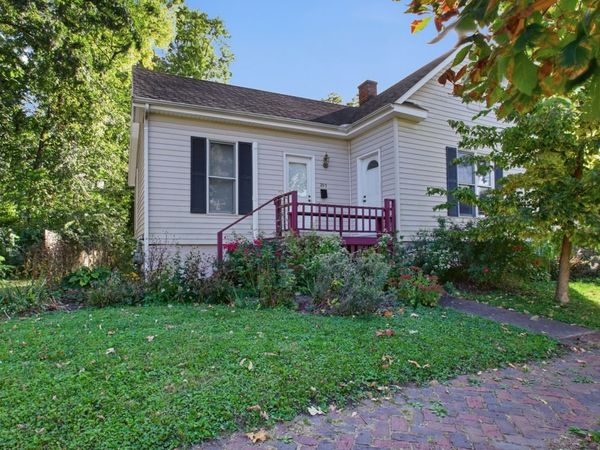 205 E Oregon Street , Urbana, IL 61801