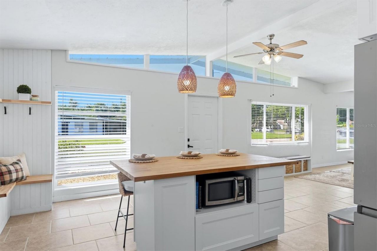 2821 Bay Street , Sarasota, FL 34237 Photo