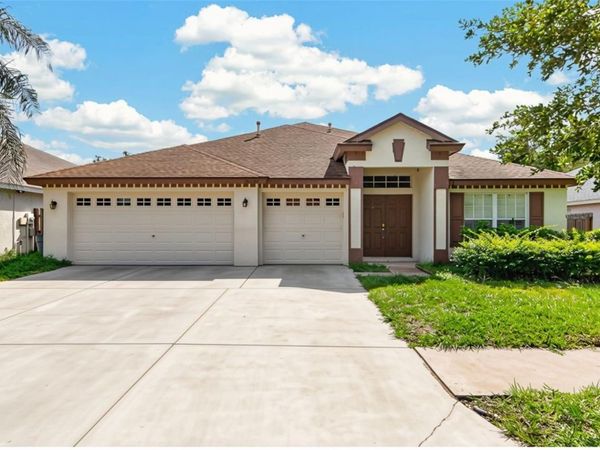 10527 SAN TRAVASO DRIVE , TAMPA, FL 33647