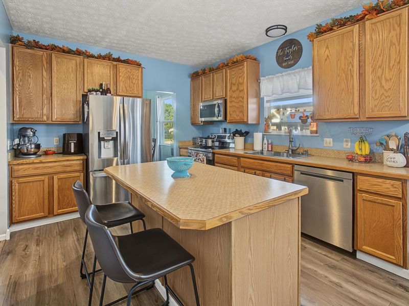 1548 Red Fox Court, Newark, OH 43055 Photo 9