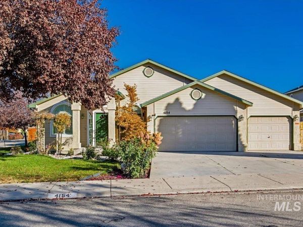 4154 E Driftwood Dr, Meridian, ID 83642