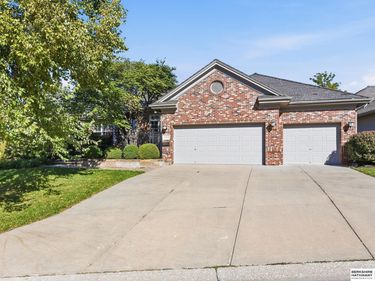 15468 Stevens Plaza, Omaha, NE 68137