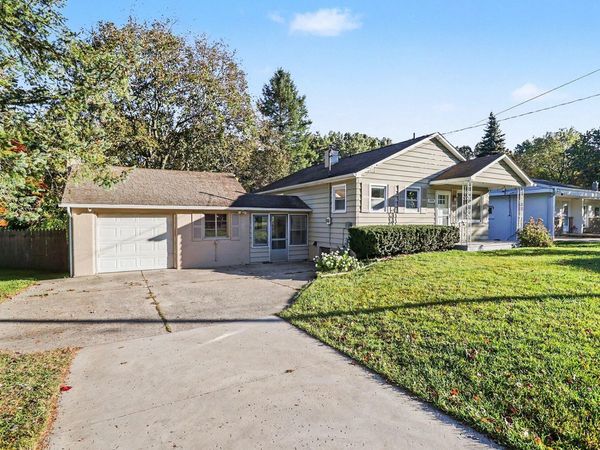 2329 Stanley Avenue, Portage, MI 49002