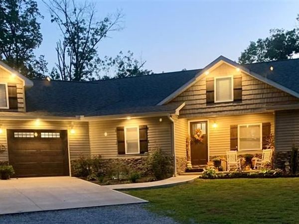 21 County Road 469 , Poplar Bluff, MO 63901