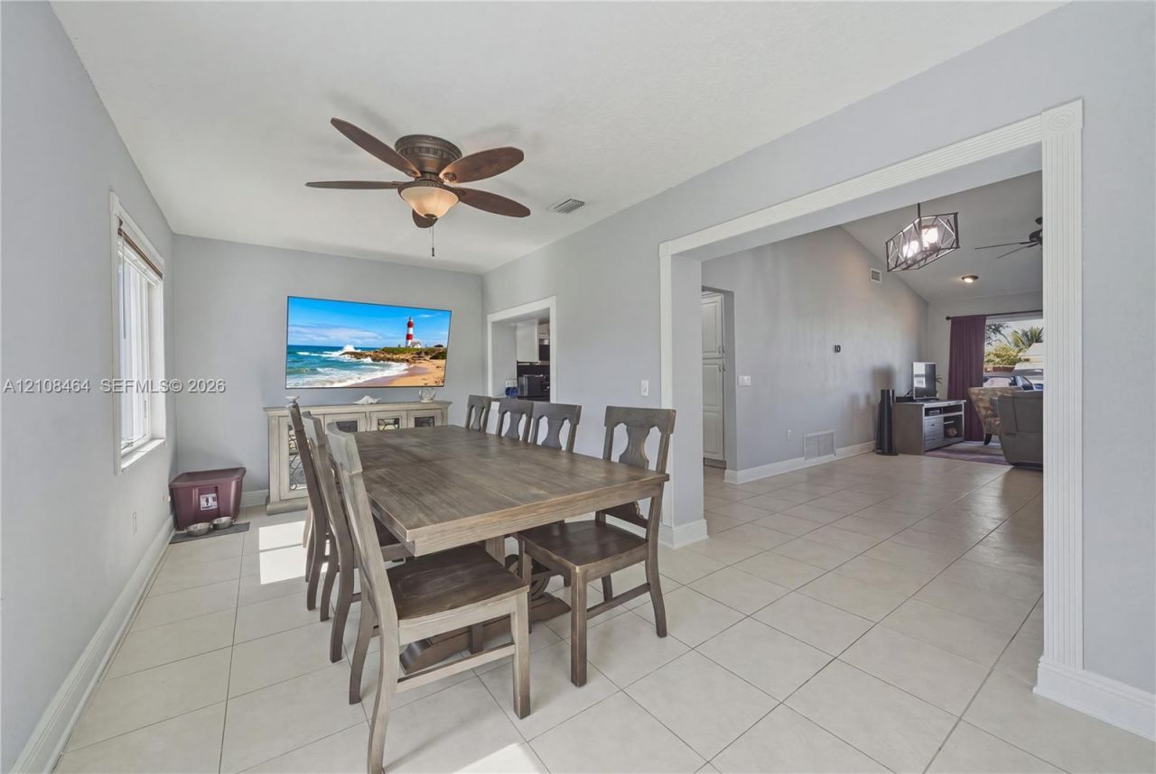 11460 NW 35th Pl , Sunrise, FL 33323 Photo