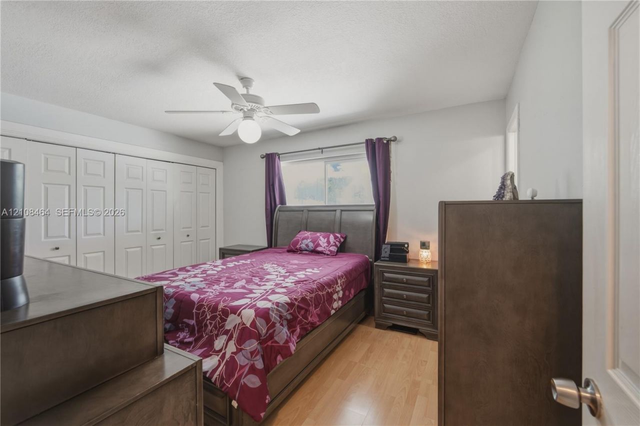 11460 NW 35th Pl , Sunrise, FL 33323 Photo