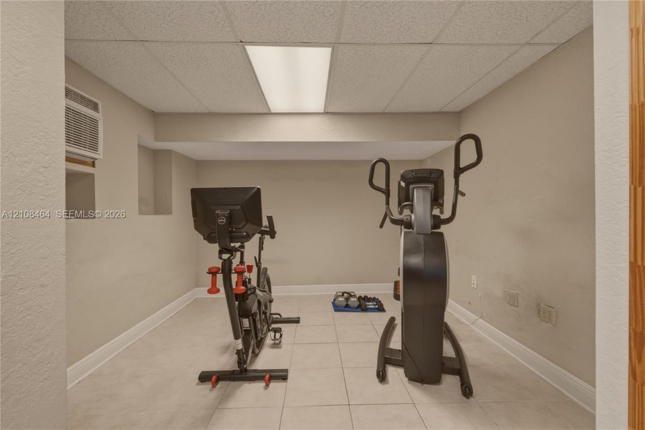 11460 NW 35th Pl , Sunrise, FL 33323 Photo