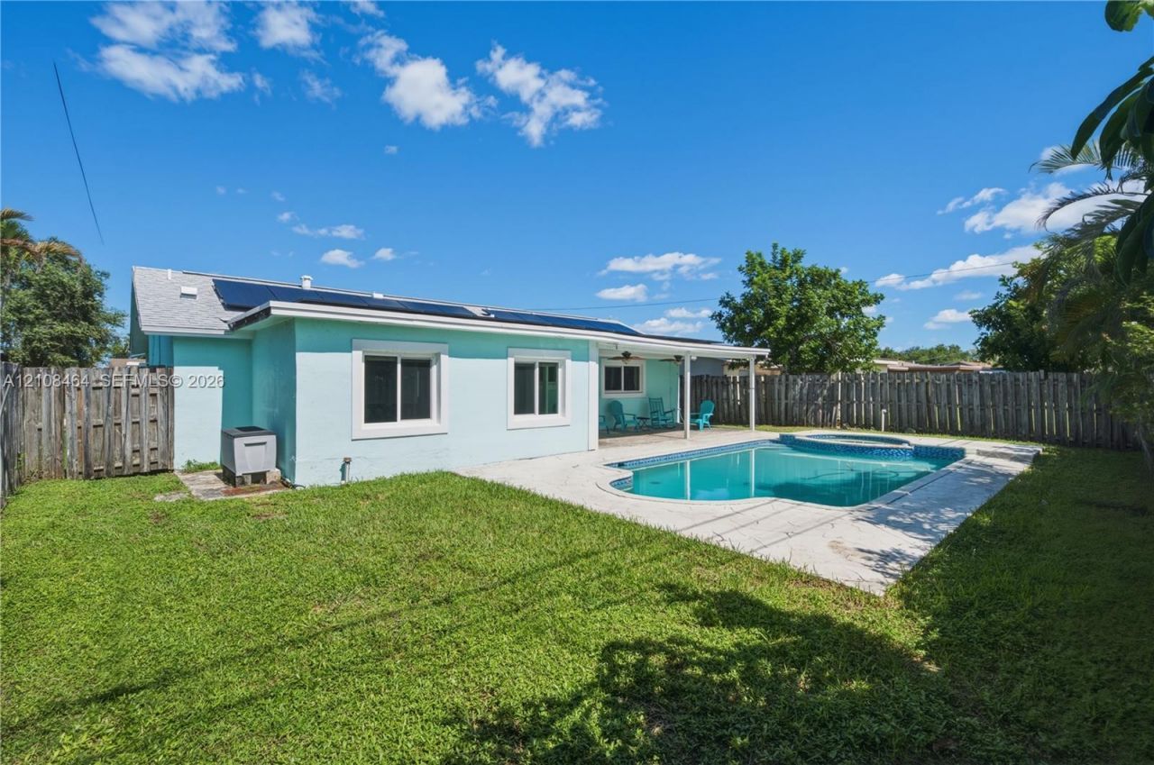 11460 NW 35th Pl , Sunrise, FL 33323 Photo