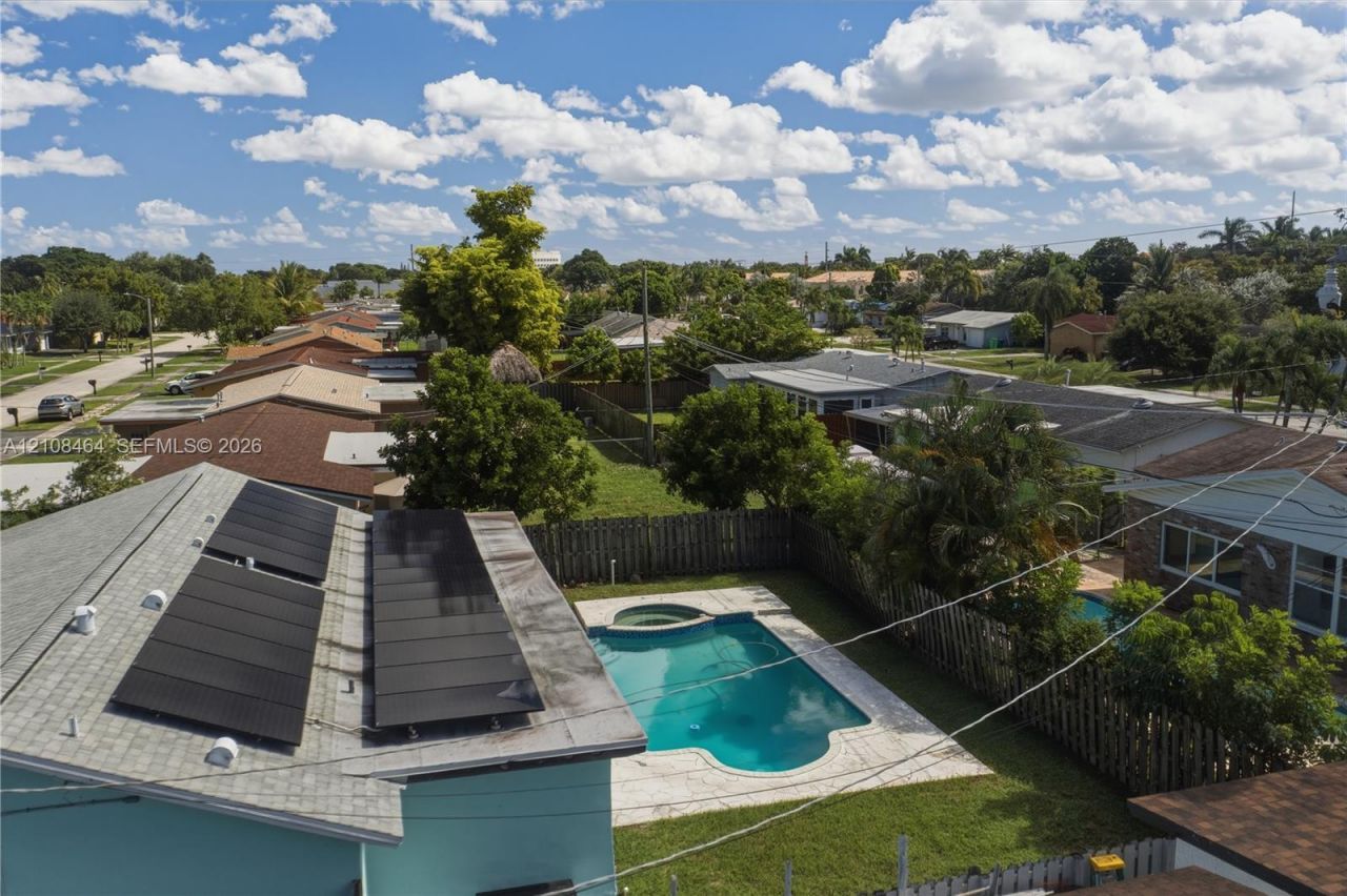 11460 NW 35th Pl , Sunrise, FL 33323 Photo